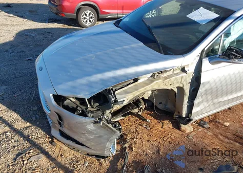 2016 Ford Fusion Titanium из США, поврежденный, VIN 3FA6P0K9XGR217587